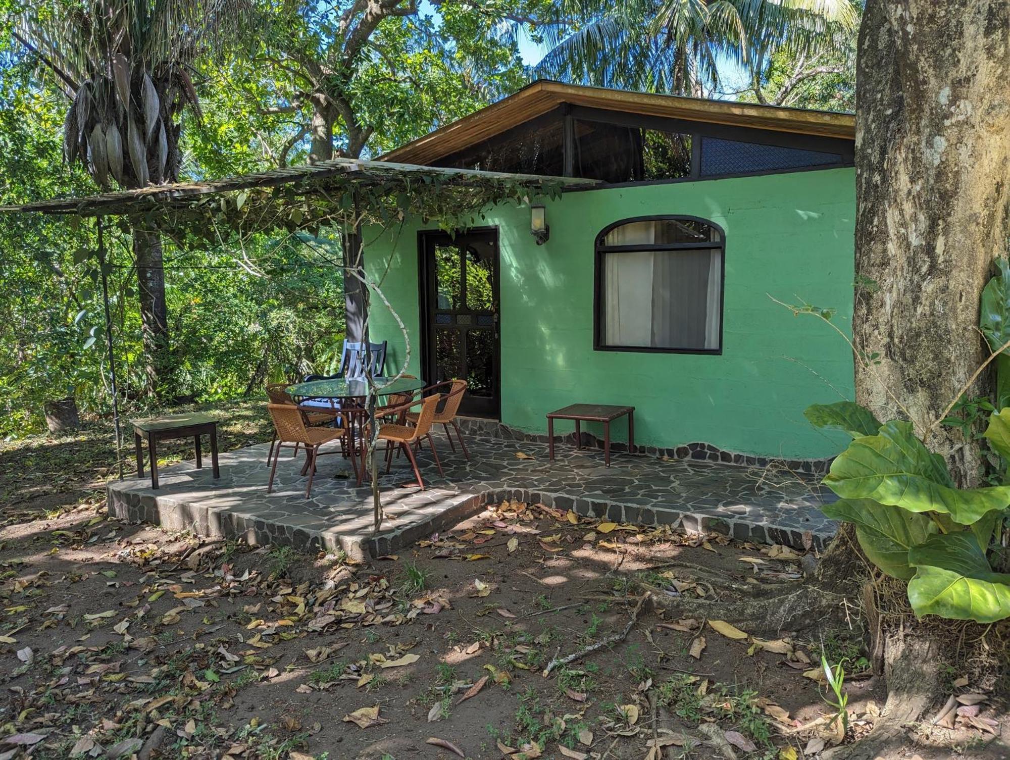 Spirit Of Jungle Lodge Sámara Exteriör bild